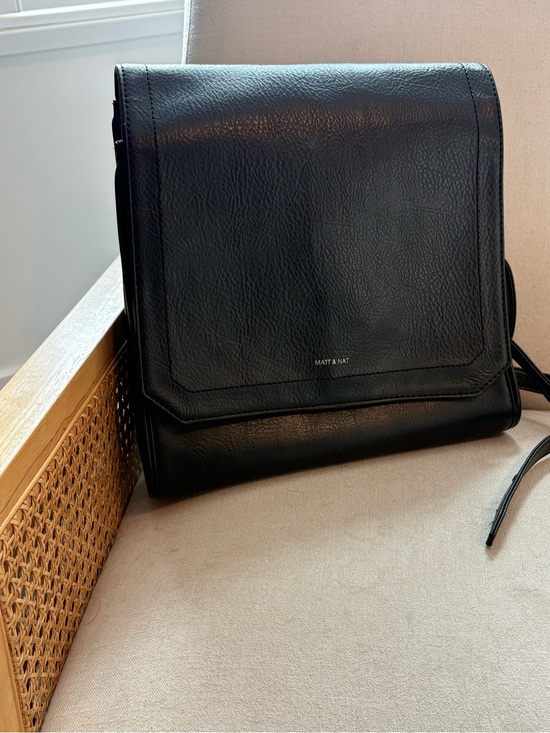 Matt & Nat Handbags - Matt & Nat Black Crossbody Bag - Sleeku Modern Design